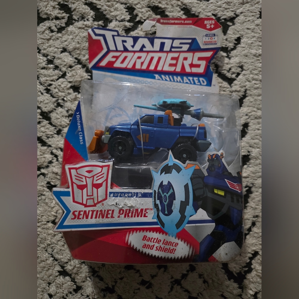 Transformers animated deluxe class Sentinel prime. Brand new.